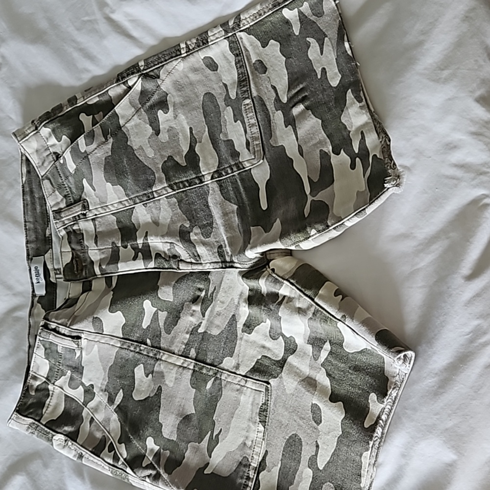 Kensie shorts